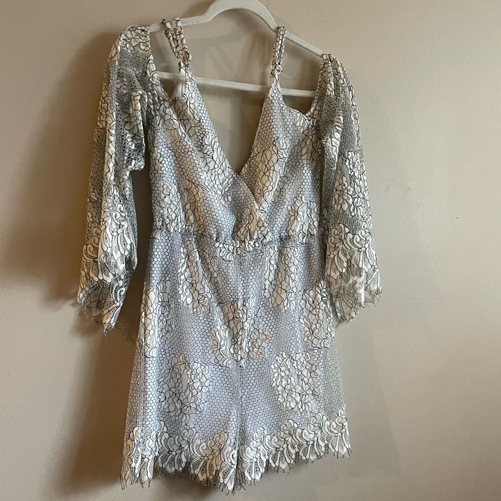 Elliatt white & black lace romper‎